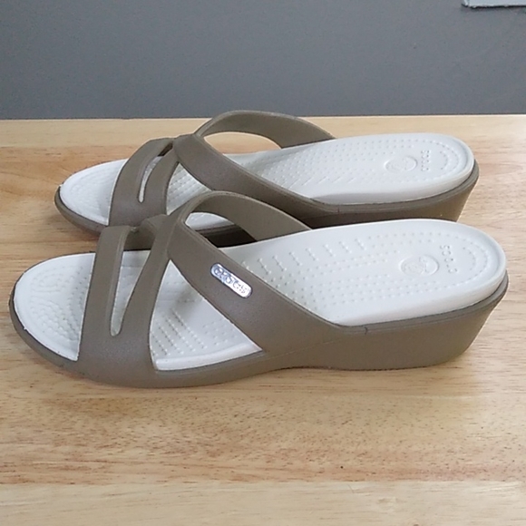 CROCS | Shoes | Croc Womens Size 5 | Poshmark